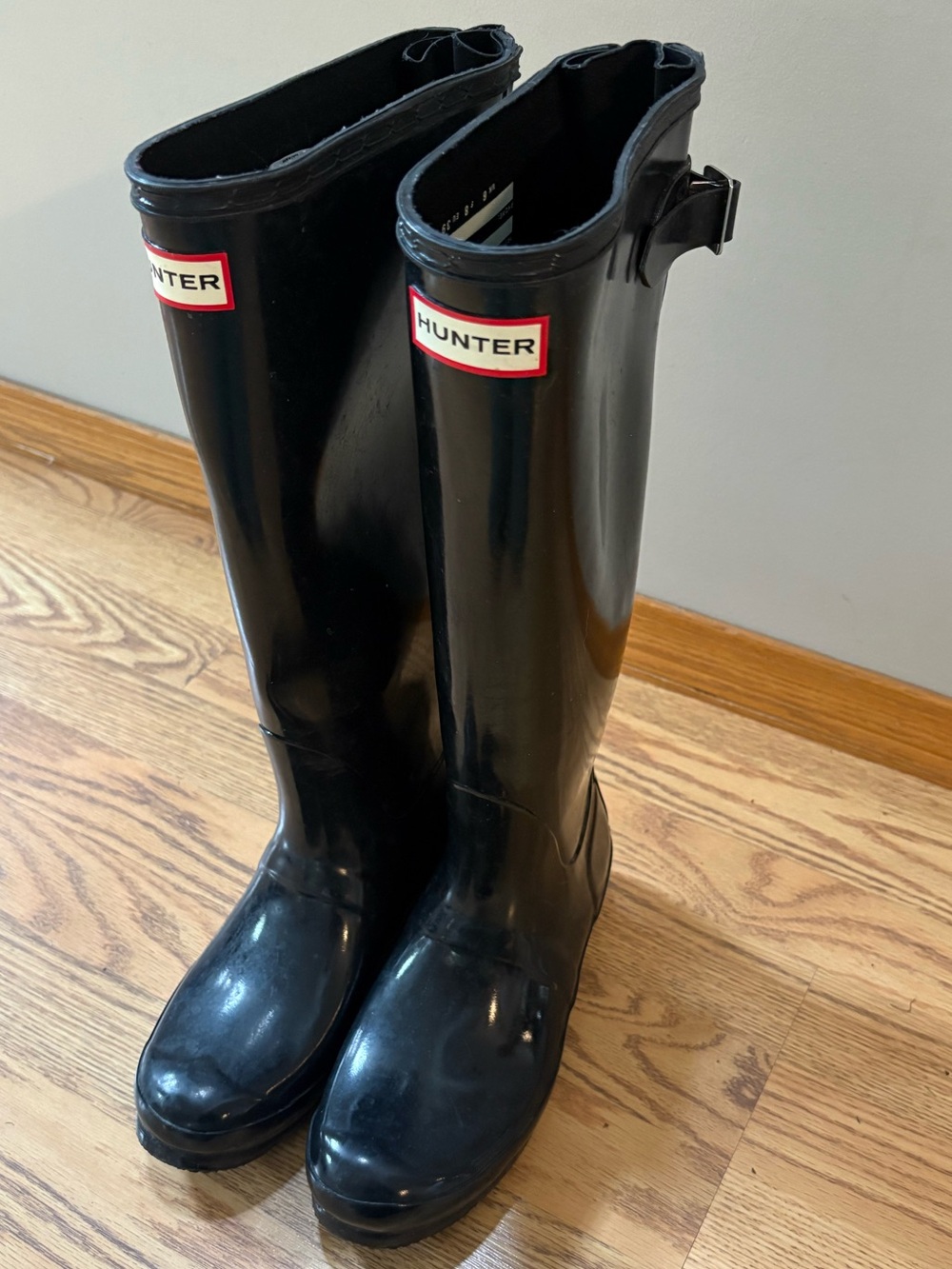 GUC size 9 women’s Hunter rain boots